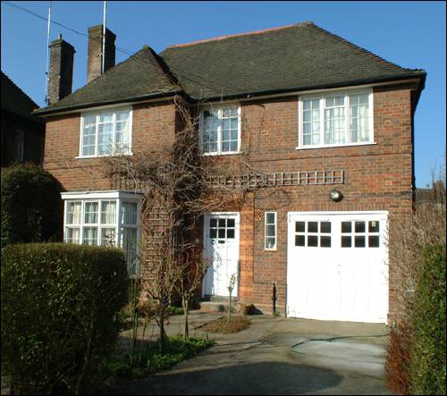 102 Kingsley Way